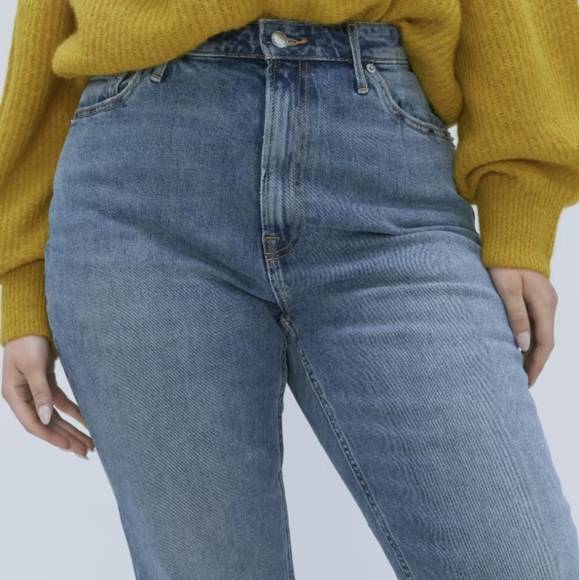 Everlane The Original Cheeky Curvy Jean Worn-In Mid Blue - Picture 4 of 6